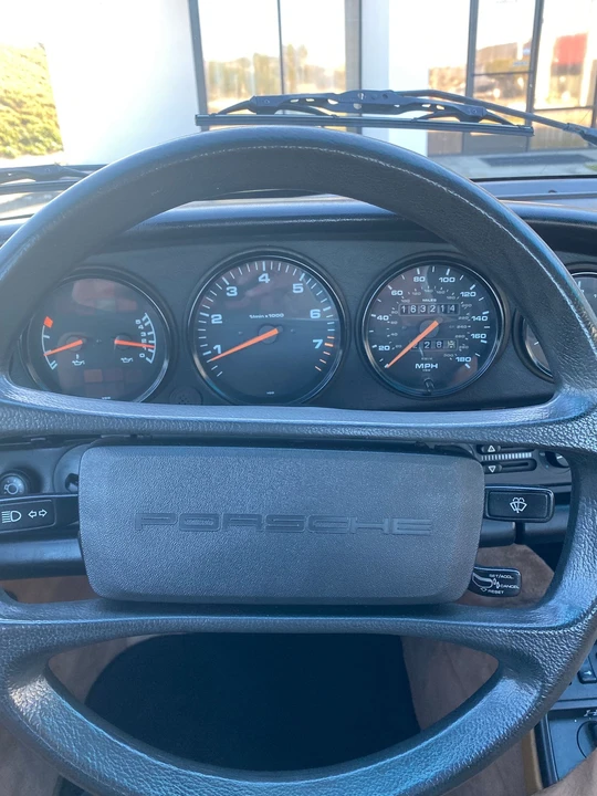 1989 Porsche 964 Carrera 4 - Image 27 of 31