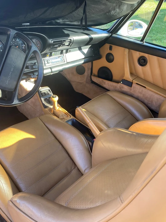 1989 Porsche 964 Carrera 4 - Image 15 of 31
