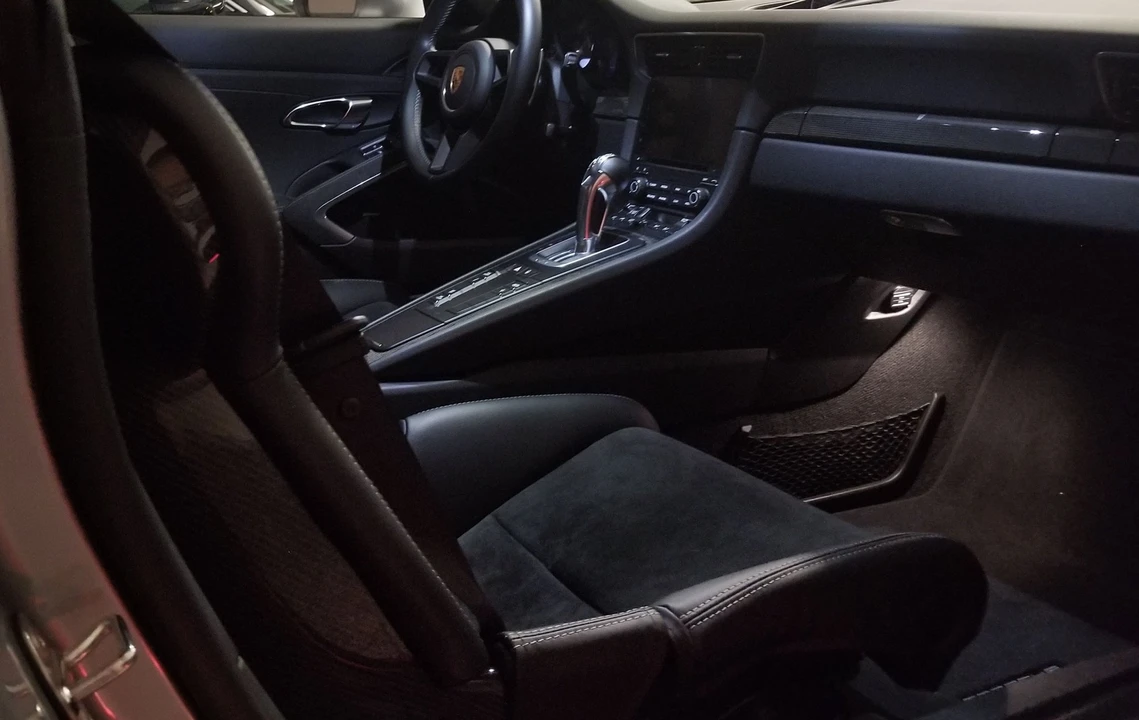 2018 Porsche 991 GT3 - Image 11 of 20