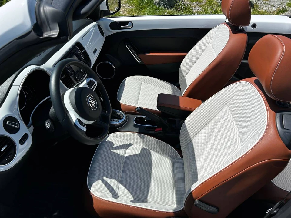 2015 Volkswagen A5 Beetle - Image 4 of 12