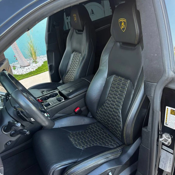 2019 Lamborghini Urus - Image 10 of 12