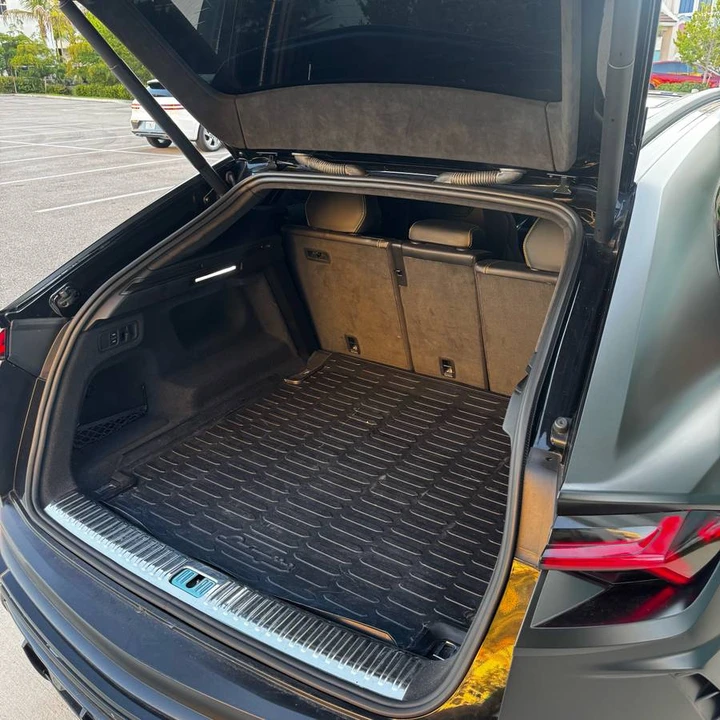 2019 Lamborghini Urus - Image 12 of 12