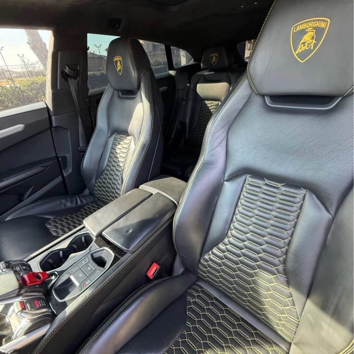 2019 Lamborghini Urus - Image 7 of 8