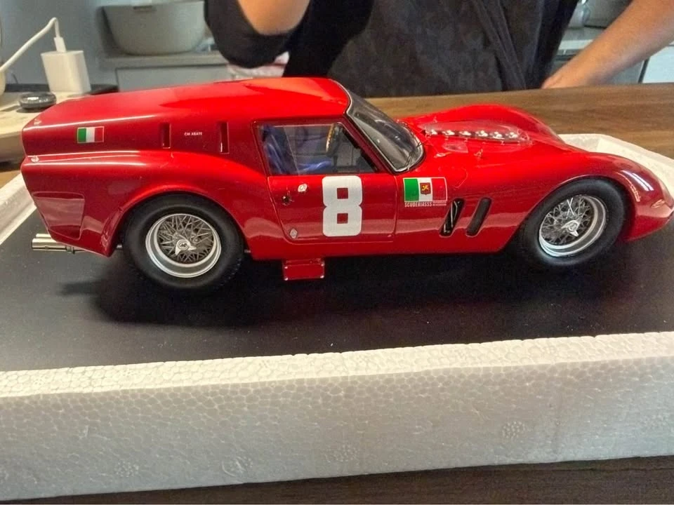 Parts & Memorabilia Scale Models - Image 3 of 6