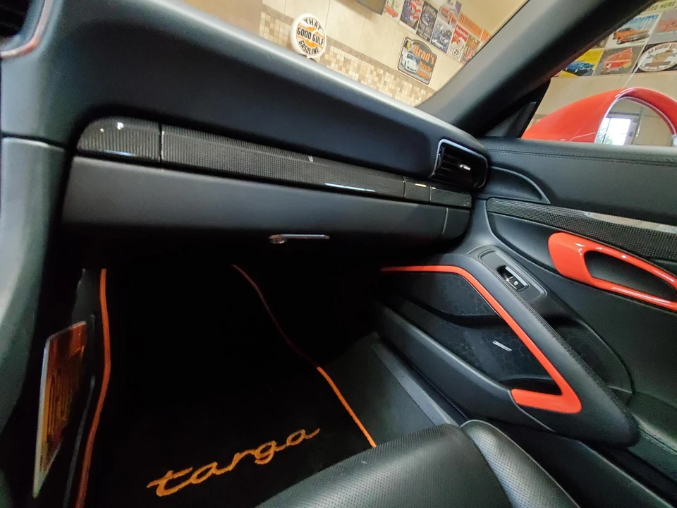 2017 Porsche 991 Targa 4 GTS - Image 8 of 17