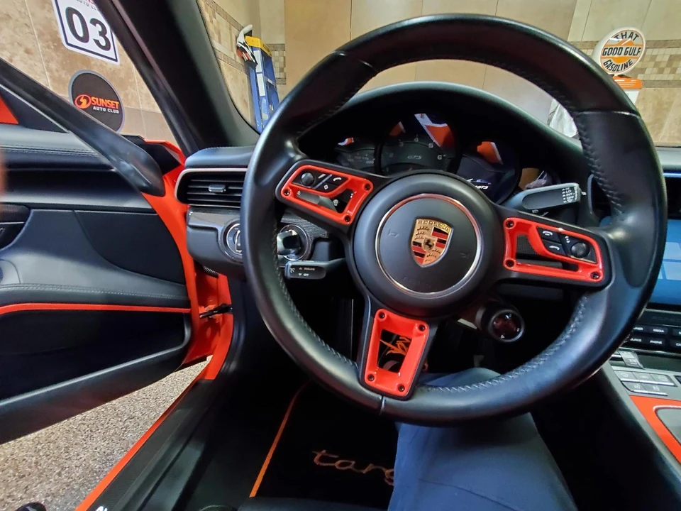 2017 Porsche 991 Targa 4 GTS - Image 9 of 17