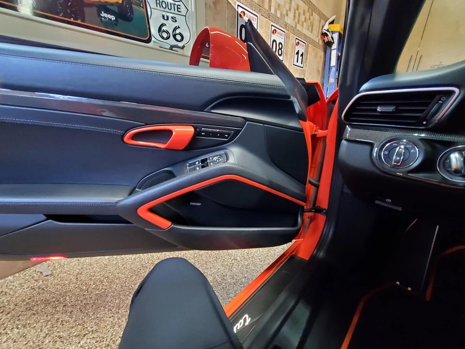 2017 Porsche 991 Targa 4 GTS - Image 10 of 17