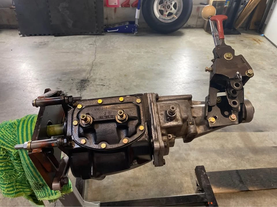 Parts & Memorabilia Gearboxes - Image 2 of 3