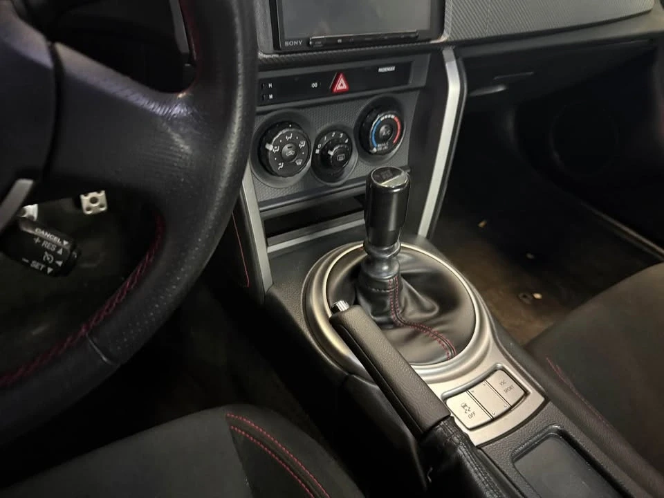 2016 Scion FR-S - Image 5 of 7