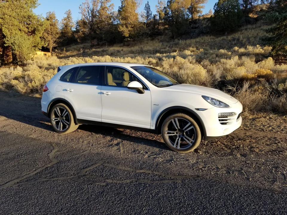 2013 Porsche 958 Cayenne Diesel - Image 3 of 7