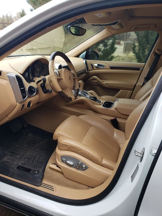 2013 Porsche 958 Cayenne Diesel - Image 4 of 7