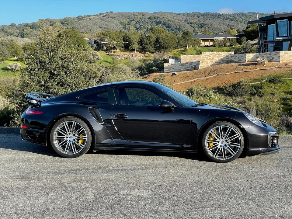 2014 Porsche 991 Turbo S - Image 17 of 18