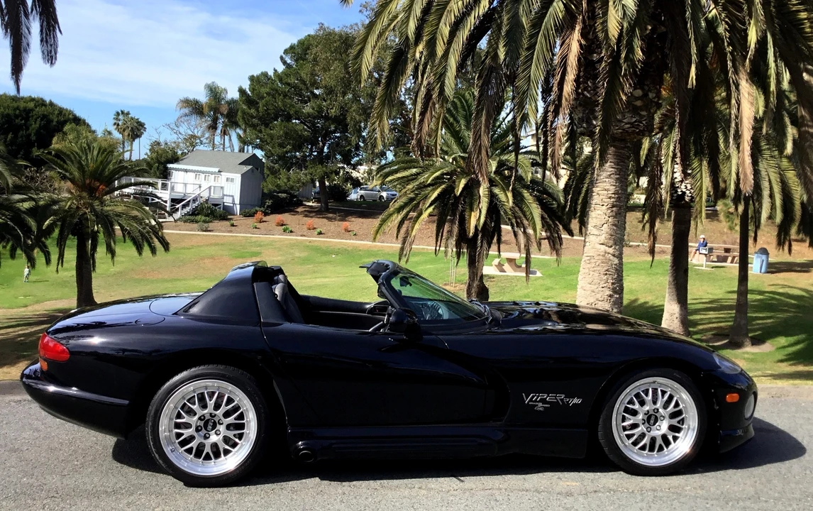 1995 Dodge Viper 1st Gen - Image 26 of 31