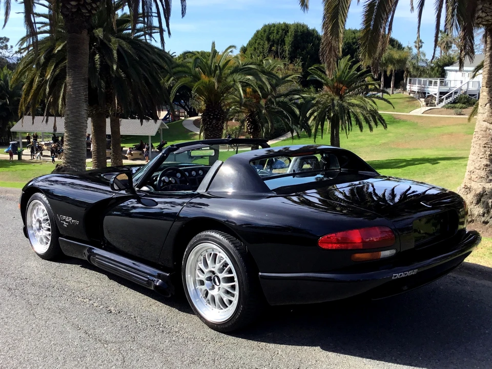 1995 Dodge Viper 1st Gen - Image 18 of 31