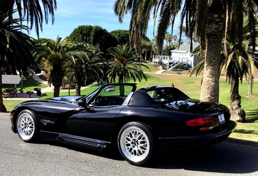 1995 Dodge Viper 1st Gen - Image 17 of 31
