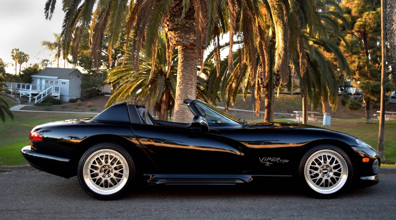 1995 Dodge Viper 1st Gen - Image 28 of 31