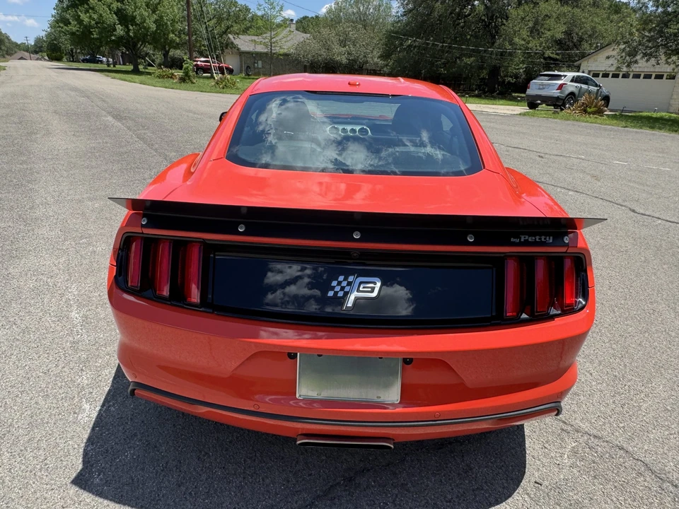 2016 Ford S550 Mustang GT - Image 11 of 31
