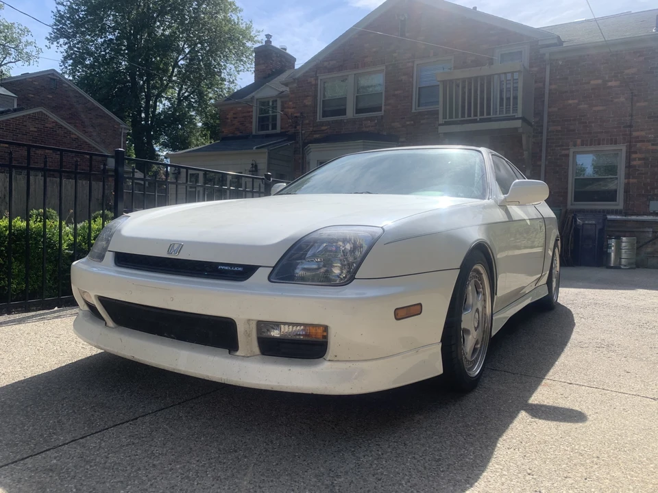 2001 Honda Prelude 5th Gen - Image 2 of 31