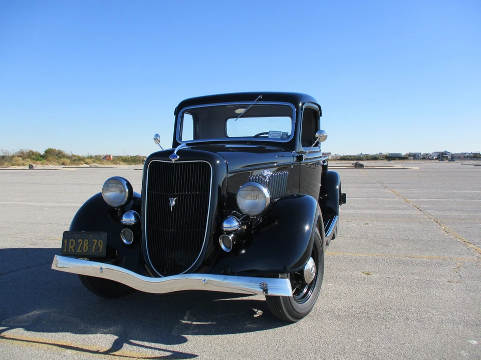 1935 Ford Pickup (1935-1936) - Image 2 of 31