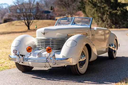 1936 Cord 810 Phaeton
