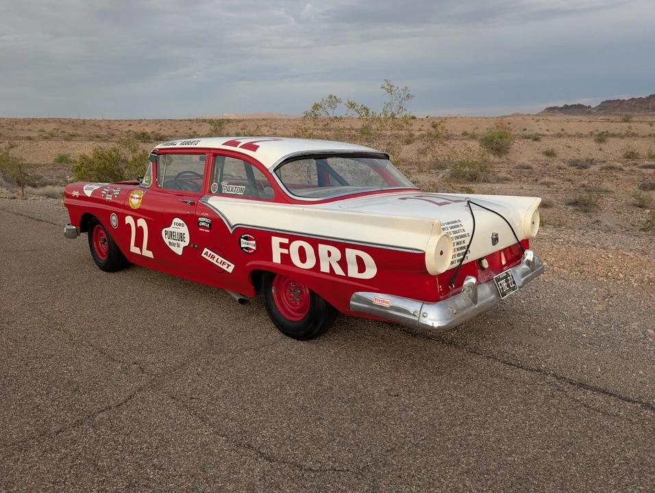 1957 Ford Fairlane 2nd Gen - Image 10 of 31