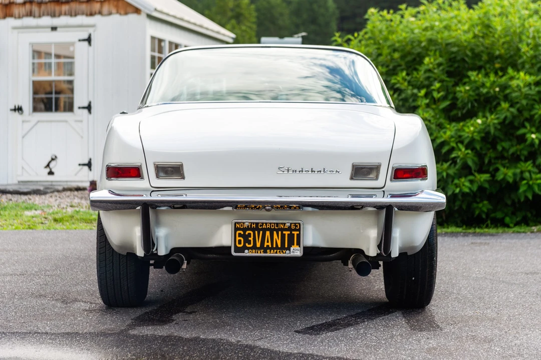 1963 Studebaker Avanti - Image 7 of 31