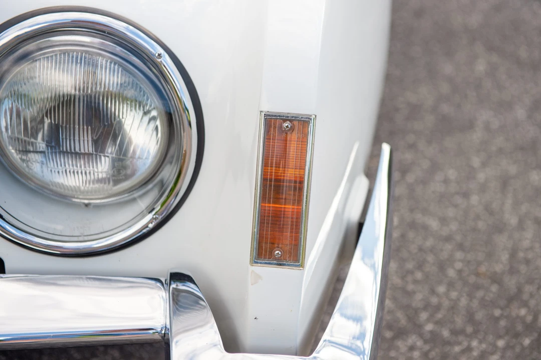 1963 Studebaker Avanti - Image 15 of 31