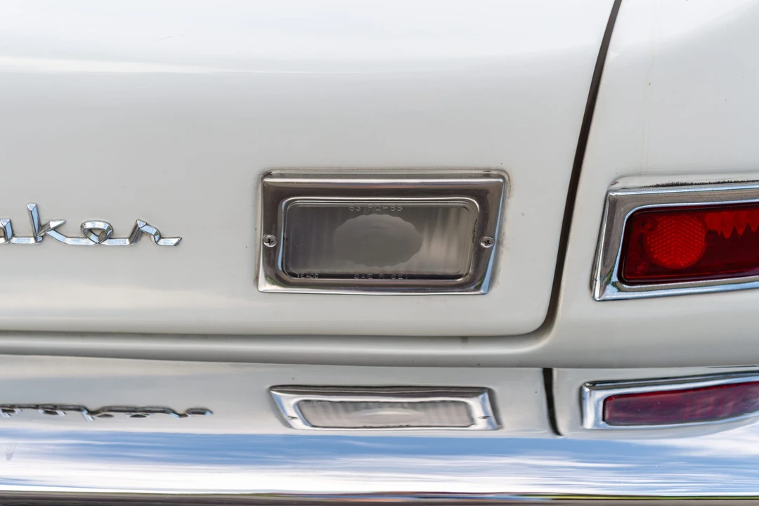 1963 Studebaker Avanti - Image 19 of 31
