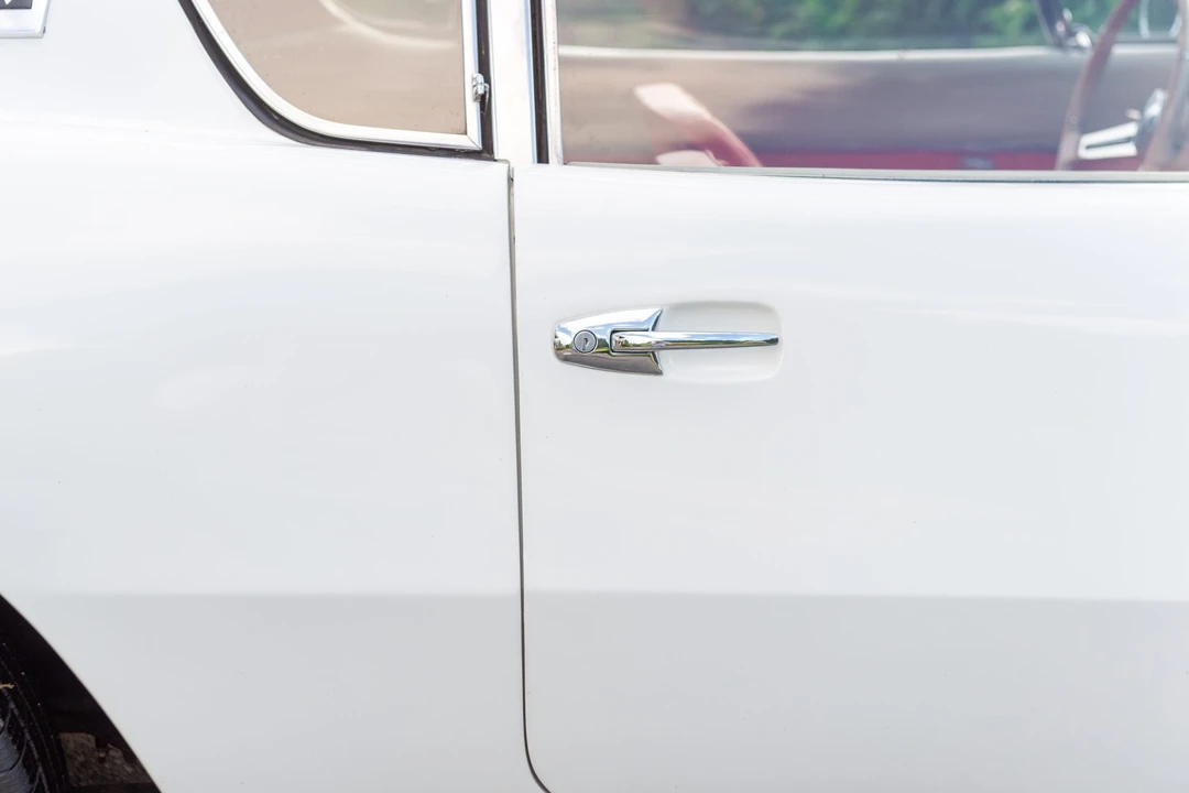 1963 Studebaker Avanti - Image 26 of 31