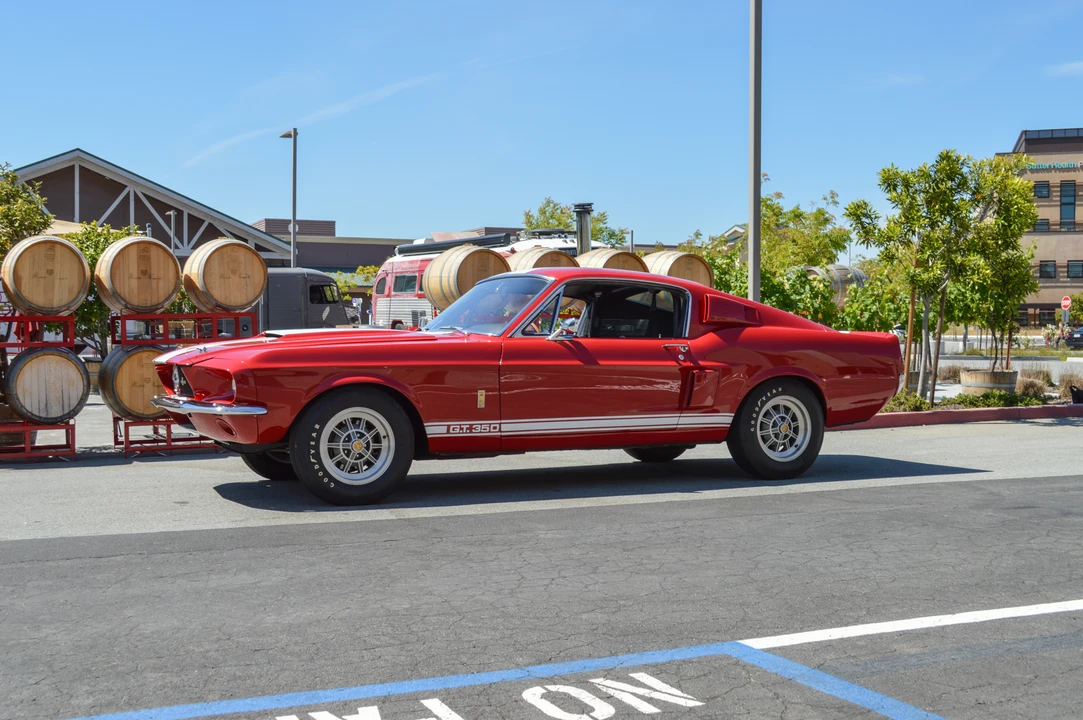 1967 Shelby GT350 - Image 9 of 31