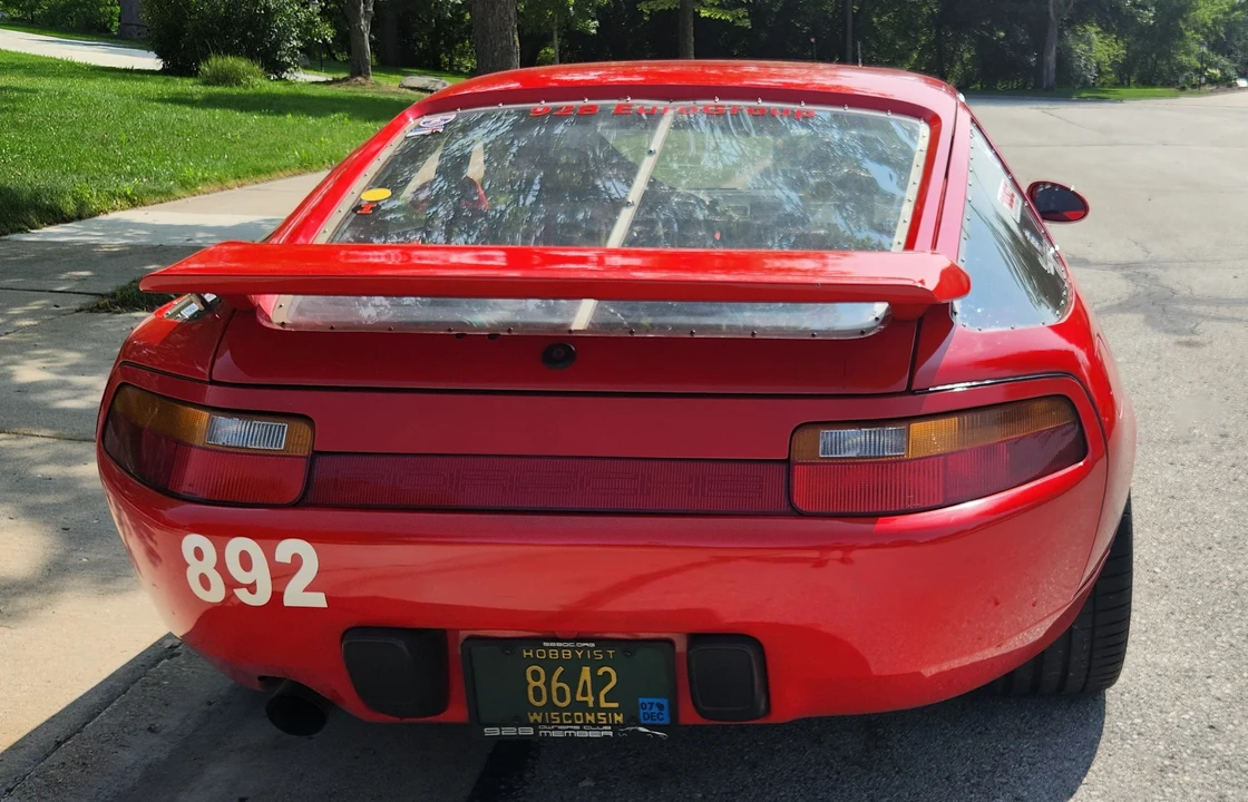 1984 Porsche 928 S - Image 9 of 31