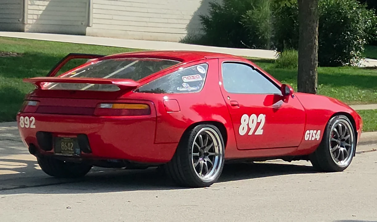 1984 Porsche 928 S - Image 11 of 31