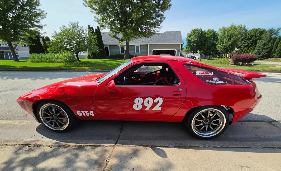1984 Porsche 928 S - Image 5 of 31