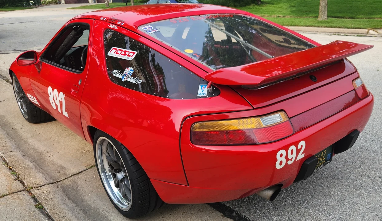 1984 Porsche 928 S - Image 6 of 31