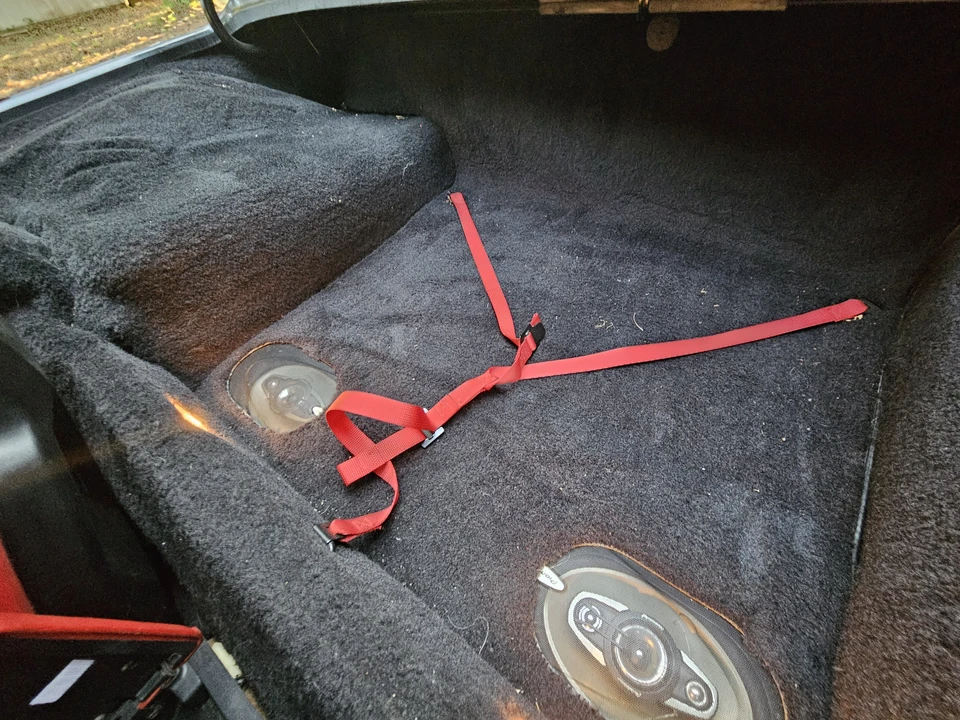 1988 Chevrolet Corvette C4 - Image 15 of 31