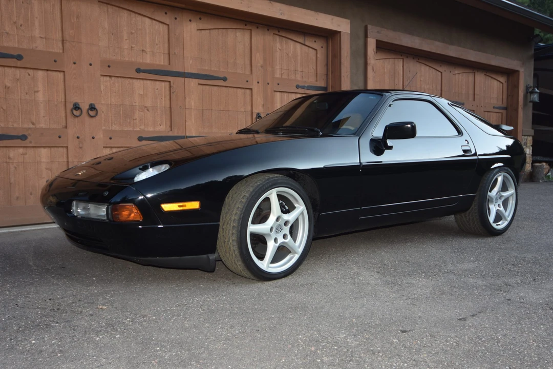 1988 Porsche 928 S4 - Image 2 of 31