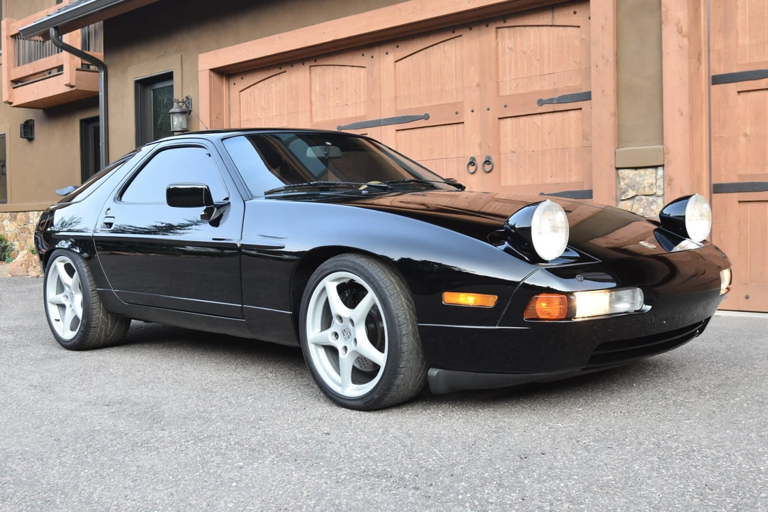 1988 Porsche 928 S4 - Image 18 of 31