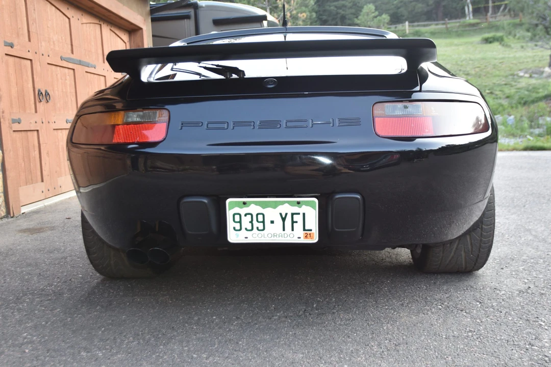 1988 Porsche 928 S4 - Image 13 of 31