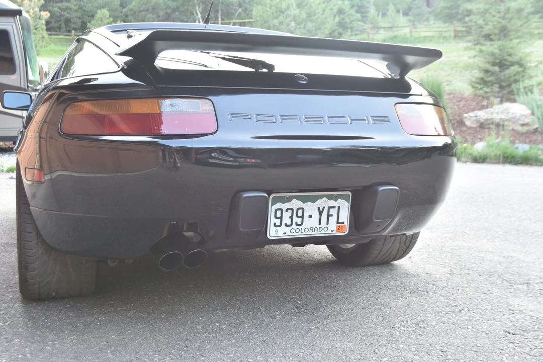 1988 Porsche 928 S4 - Image 9 of 31