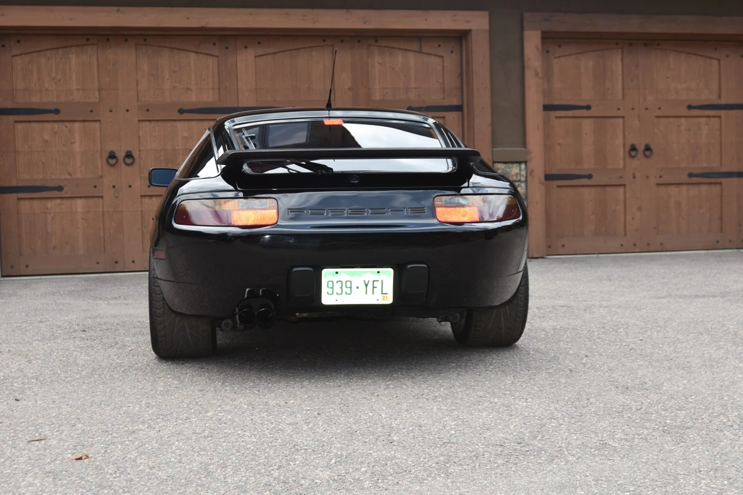 1988 Porsche 928 S4 - Image 14 of 31