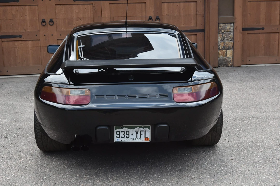 1988 Porsche 928 S4 - Image 10 of 31
