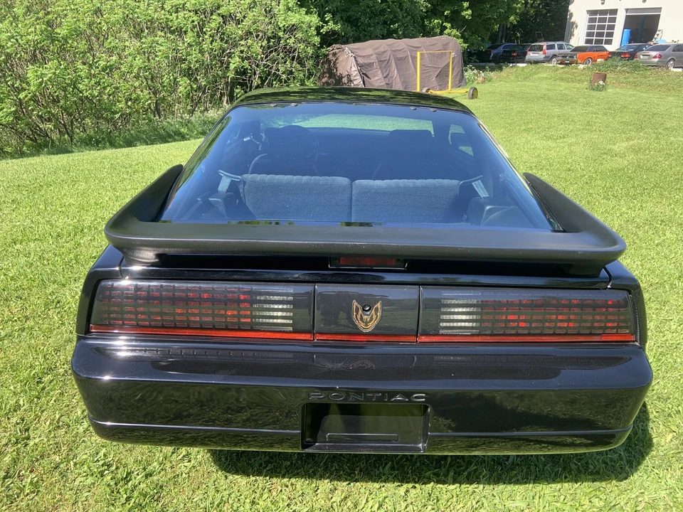 1989 Pontiac Firebird Trans Am 3rd Gen - Image 6 of 31