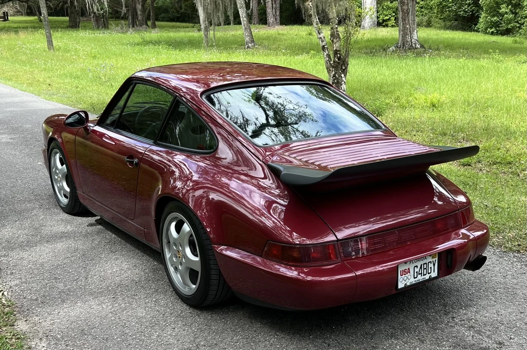 1989 Porsche 964 Carrera 4 - Image 7 of 31