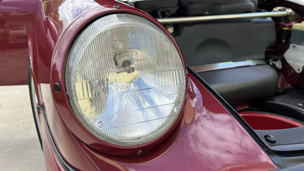 1989 Porsche 964 Carrera 4 - Image 20 of 31
