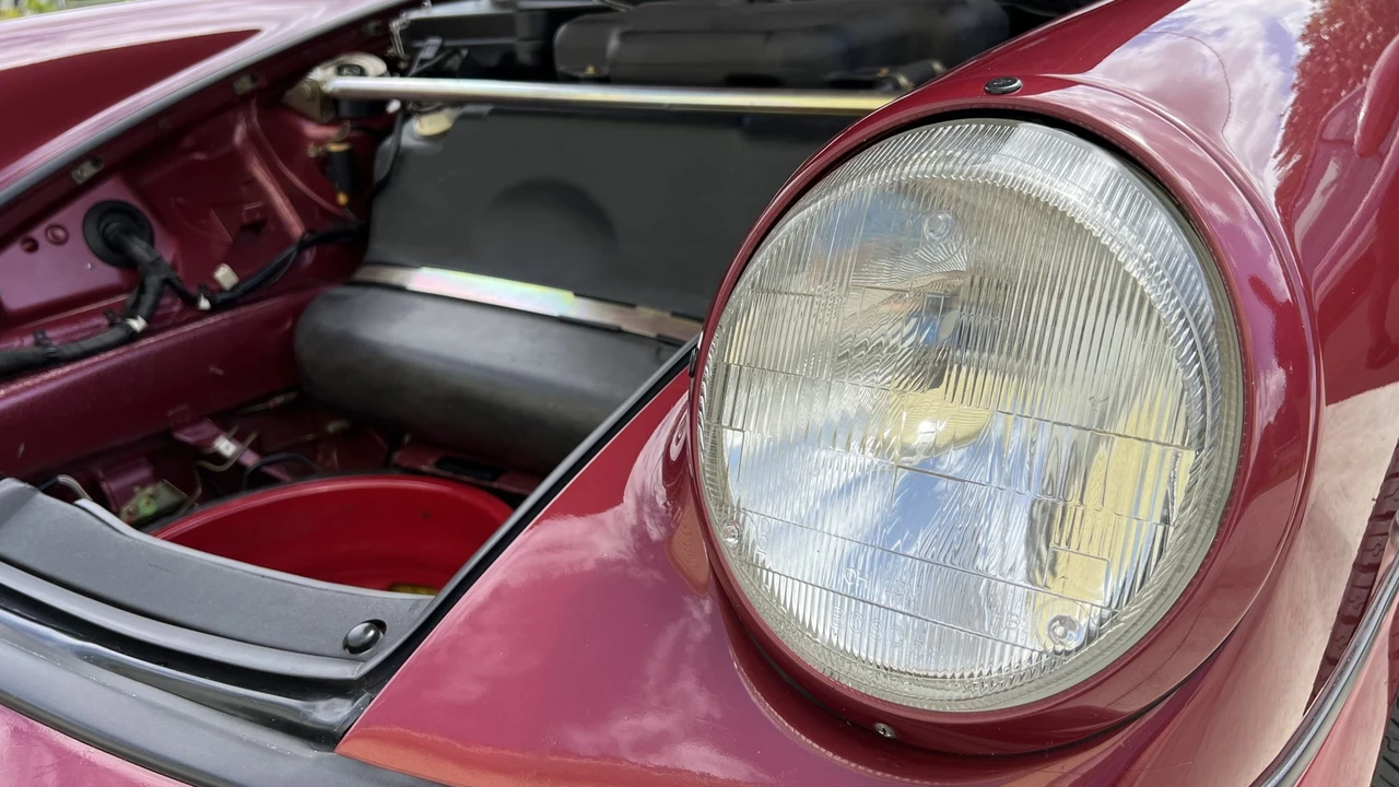 1989 Porsche 964 Carrera 4 - Image 21 of 31