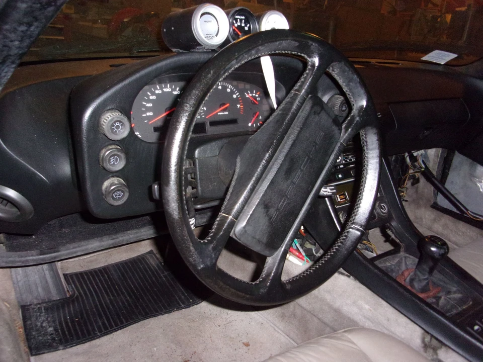 1989 Porsche 928 S4 - Image 14 of 21