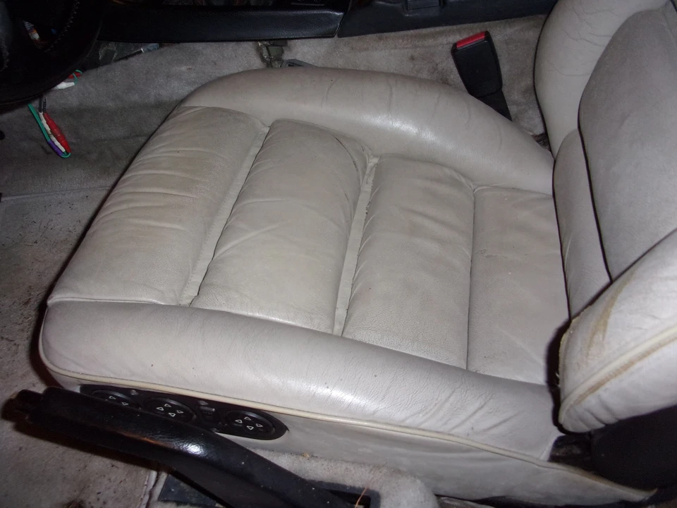 1989 Porsche 928 S4 - Image 16 of 21