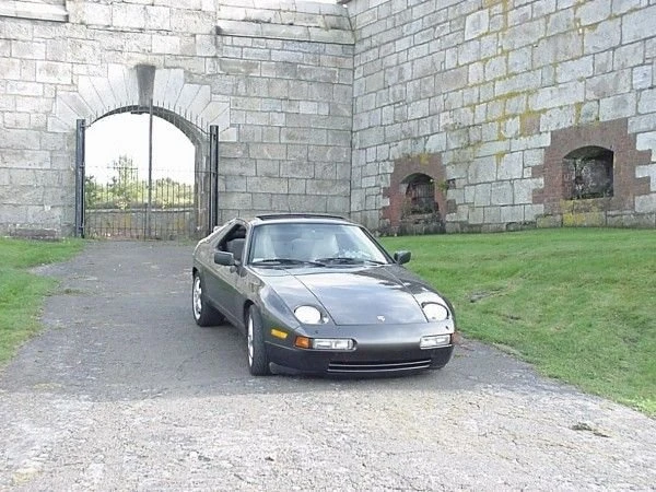 1989 Porsche 928 S4 - Image 3 of 21