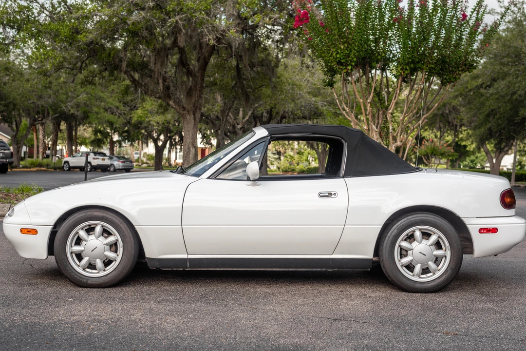 1990 Mazda NA MX-5 Miata - Image 6 of 31