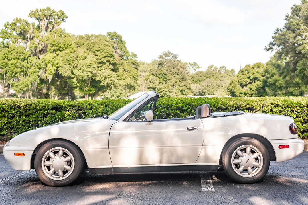 1990 Mazda NA MX-5 Miata - Image 16 of 31
